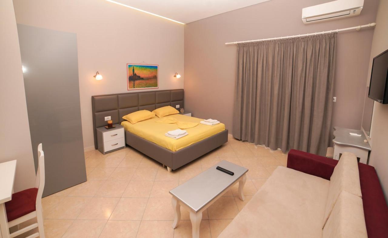 Apartments Serxhio Sarandë Exterior foto