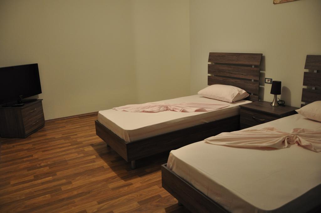 Apartments Serxhio Sarandë Zimmer foto